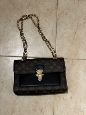 LOUIS VUITTON VICTORIE